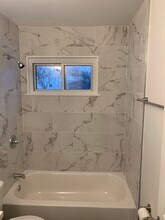 Bathroom of 3551 Paxton Drive in Hilliard, Ohio